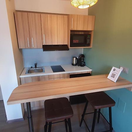 Logis Hotel - Les Pasteliers ลาวัวร์ ภายนอก รูปภาพ