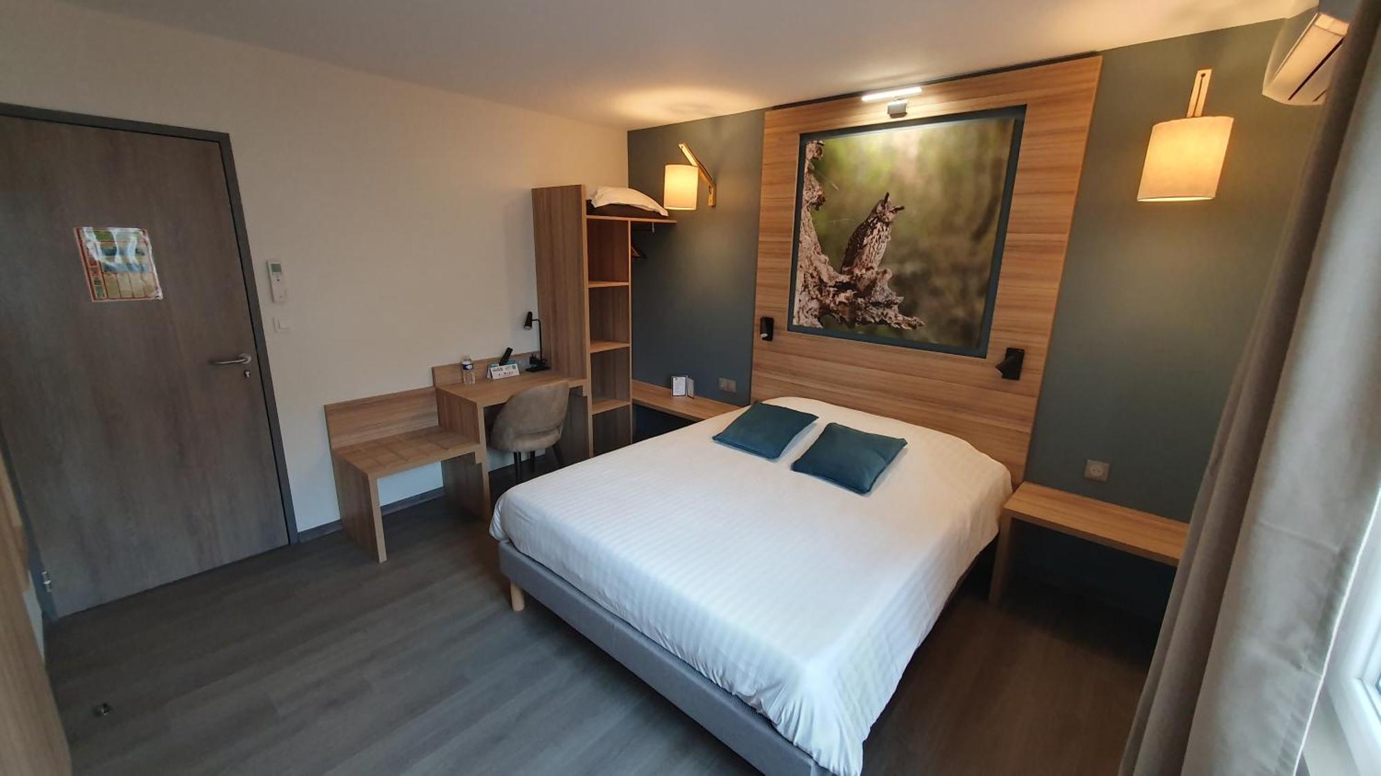Logis Hotel - Les Pasteliers ลาวัวร์ ภายนอก รูปภาพ
